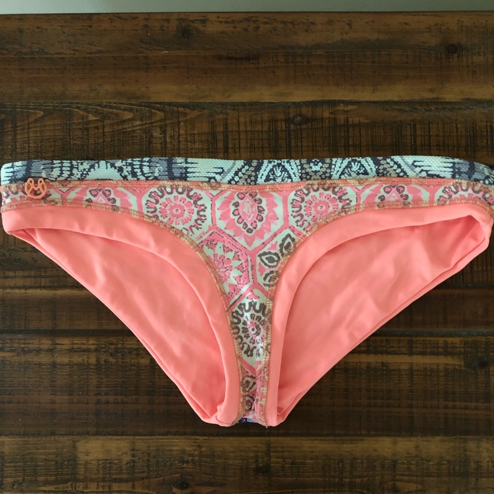 Maaji X Tone it Up Bikini Bottoms M